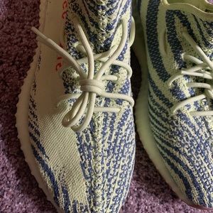 Frozen Yellow Yeezy Size 11